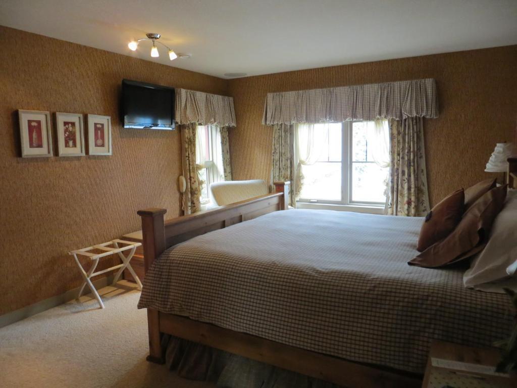 Buffaloberry Bed & Breakfast Bed & Breakfast Banff Rom bilde